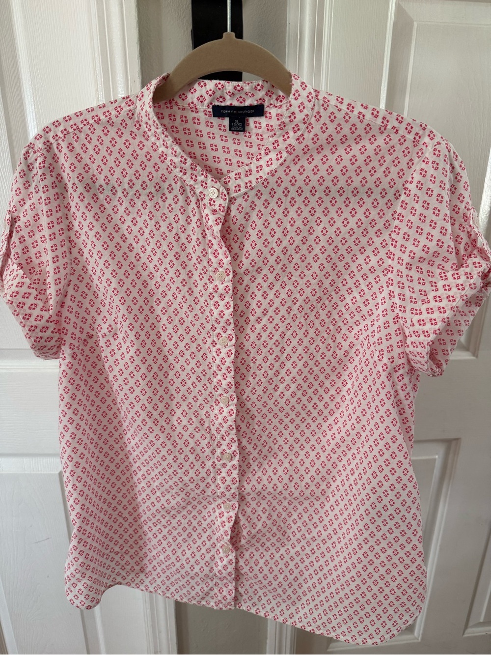 Tommy Hilfiger White and Pink Short-Sleeve Button-Down Shirt